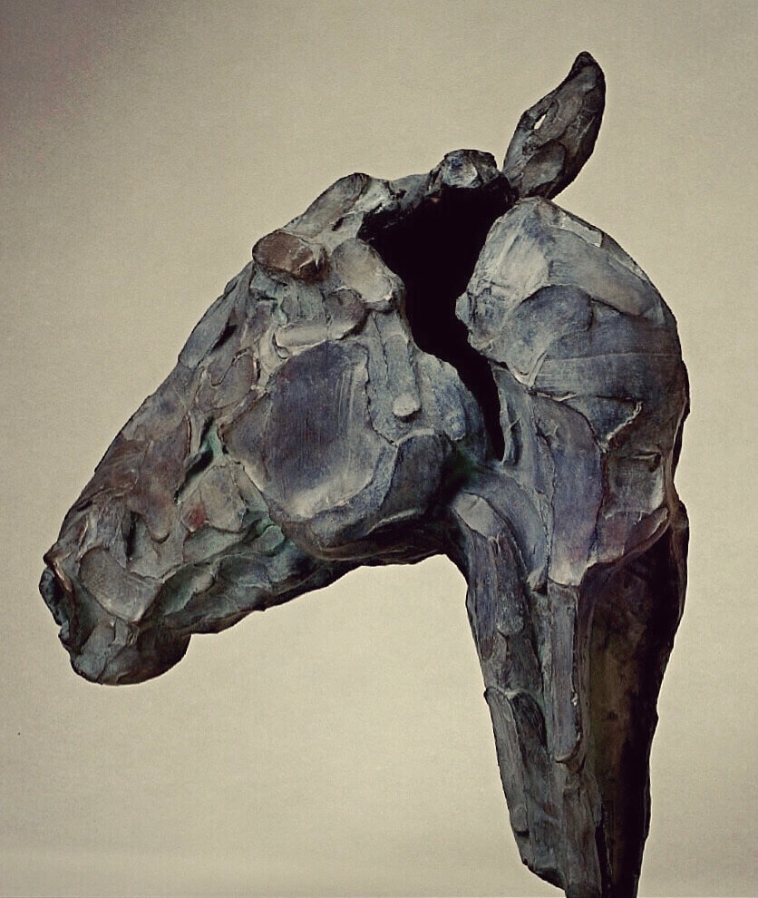 012-catherine thiry marvin bronzesculpture 45cm